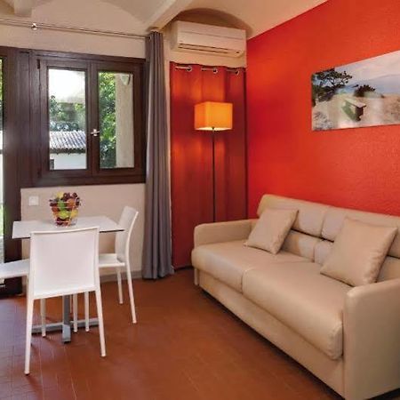 Belambra Clubs La Colle-Sur-Loup - Les Terrasses De Saint-Paul De Vence 호텔 외부 사진