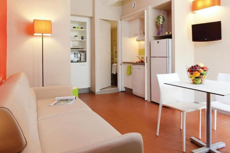 Belambra Clubs La Colle-Sur-Loup - Les Terrasses De Saint-Paul De Vence 호텔 외부 사진